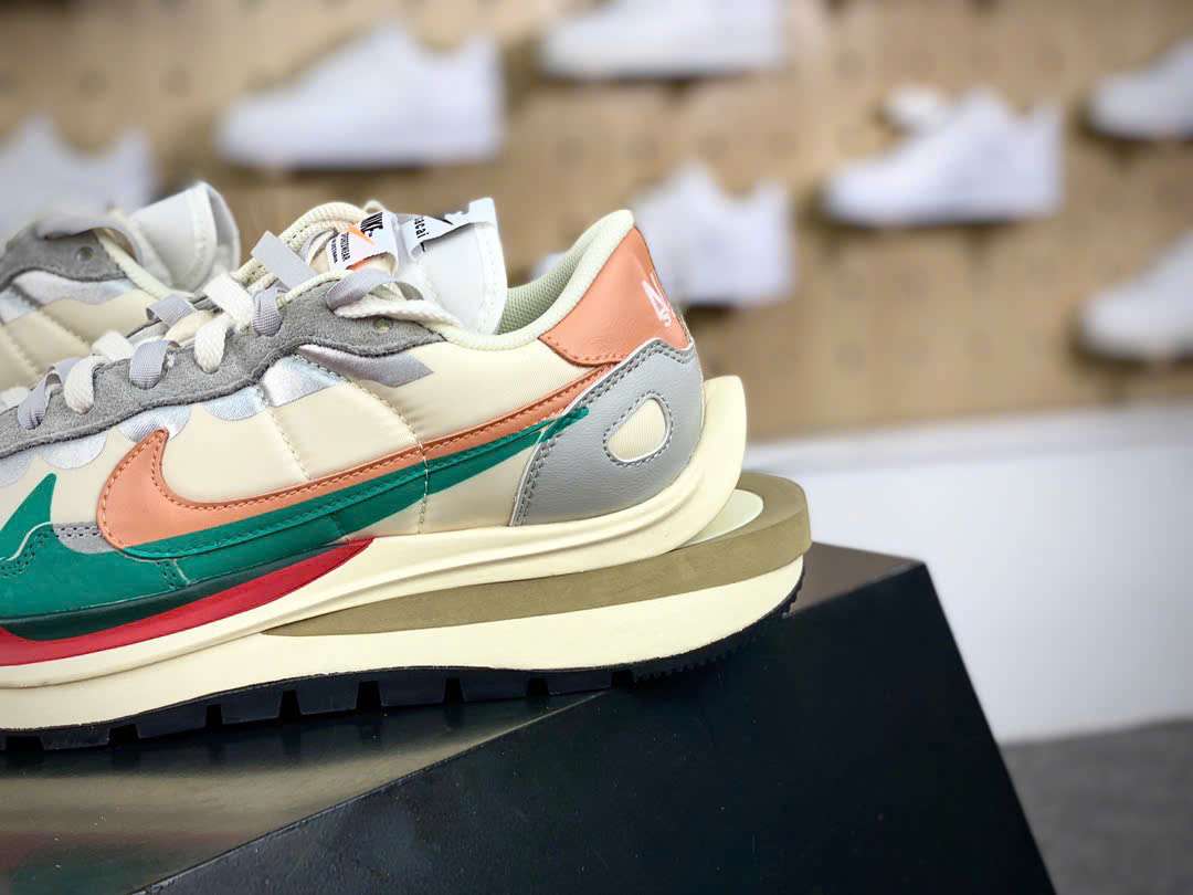 SACAI X NIKE VAPORWAFFLE 3.0 남여공용 스니커즈 (A급/프리미엄급)