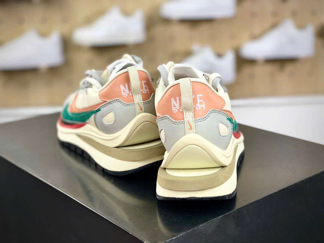 SACAI X NIKE VAPORWAFFLE 3.0 남여공용 스니커즈 (A급/프리미엄급)