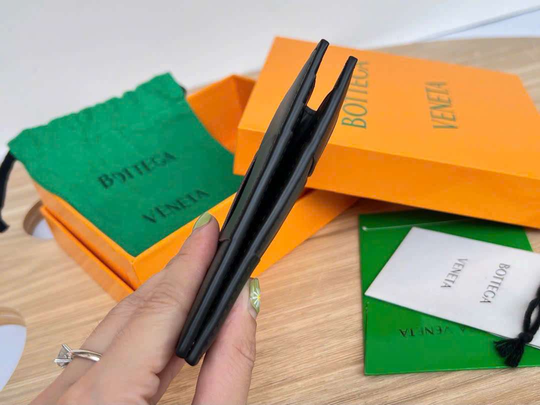 보테가 Cassette Flap 남성 카드 지갑