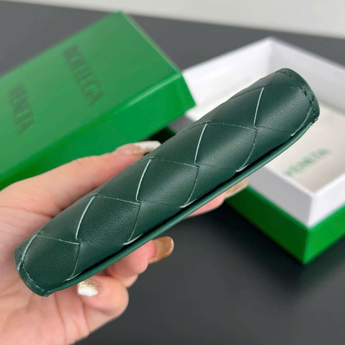 보테가 인트레치아토 명함 케이스