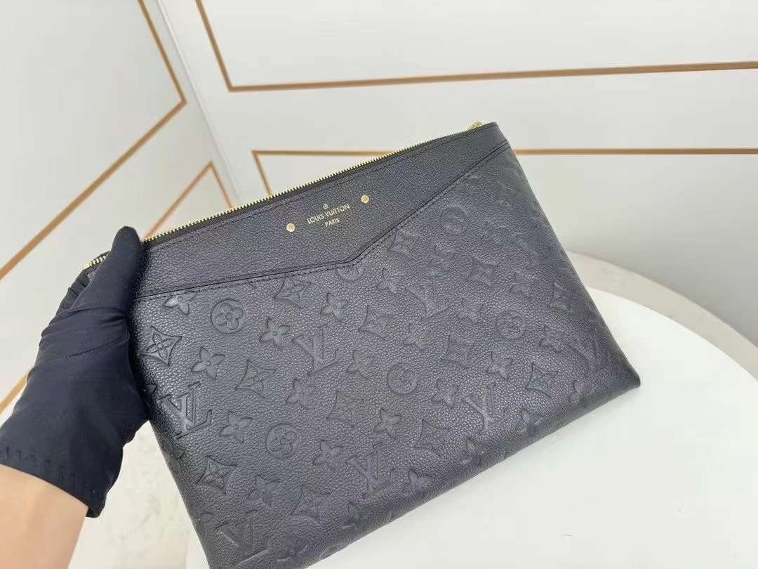 루이비통 가죽 데일리 남성 클러치백