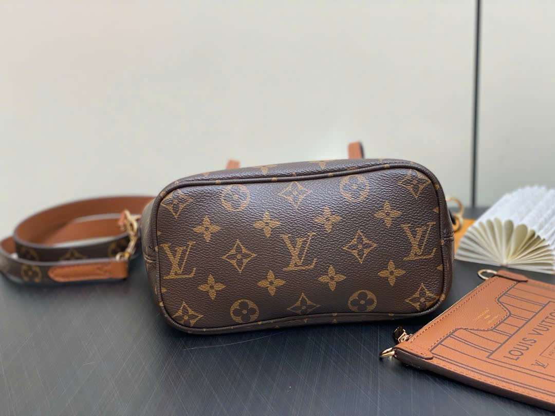 루이비통 Neverfull Inside Out MM 여성 가방