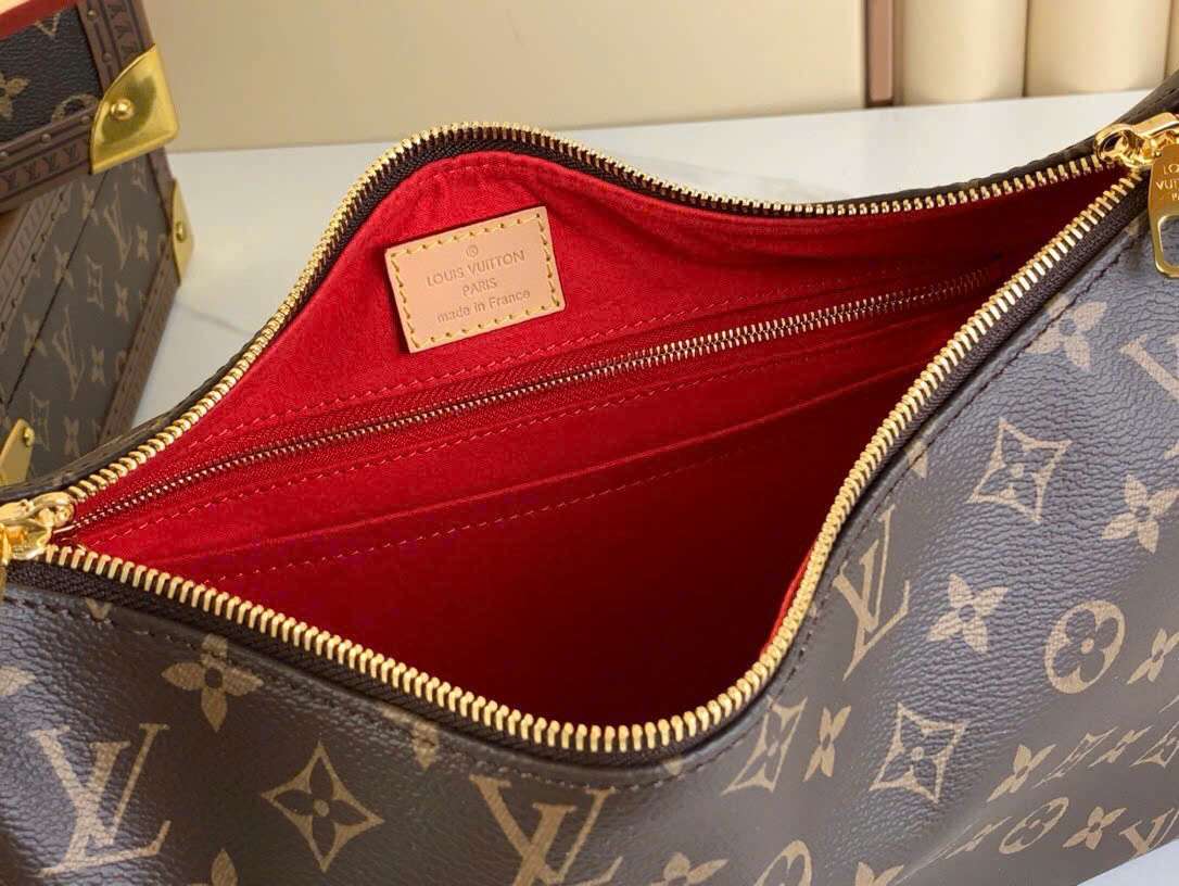 루이비통 SLOUCHY MONOGRAM 여성 숄더백