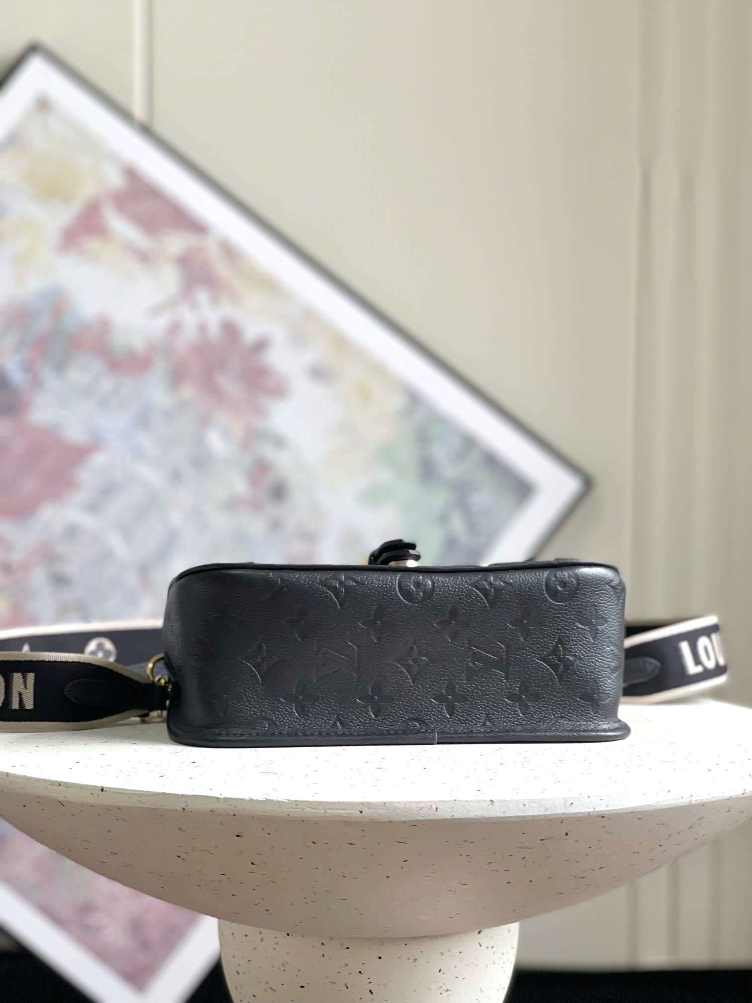 루이비통 EMPREINTE 여성 크로스백