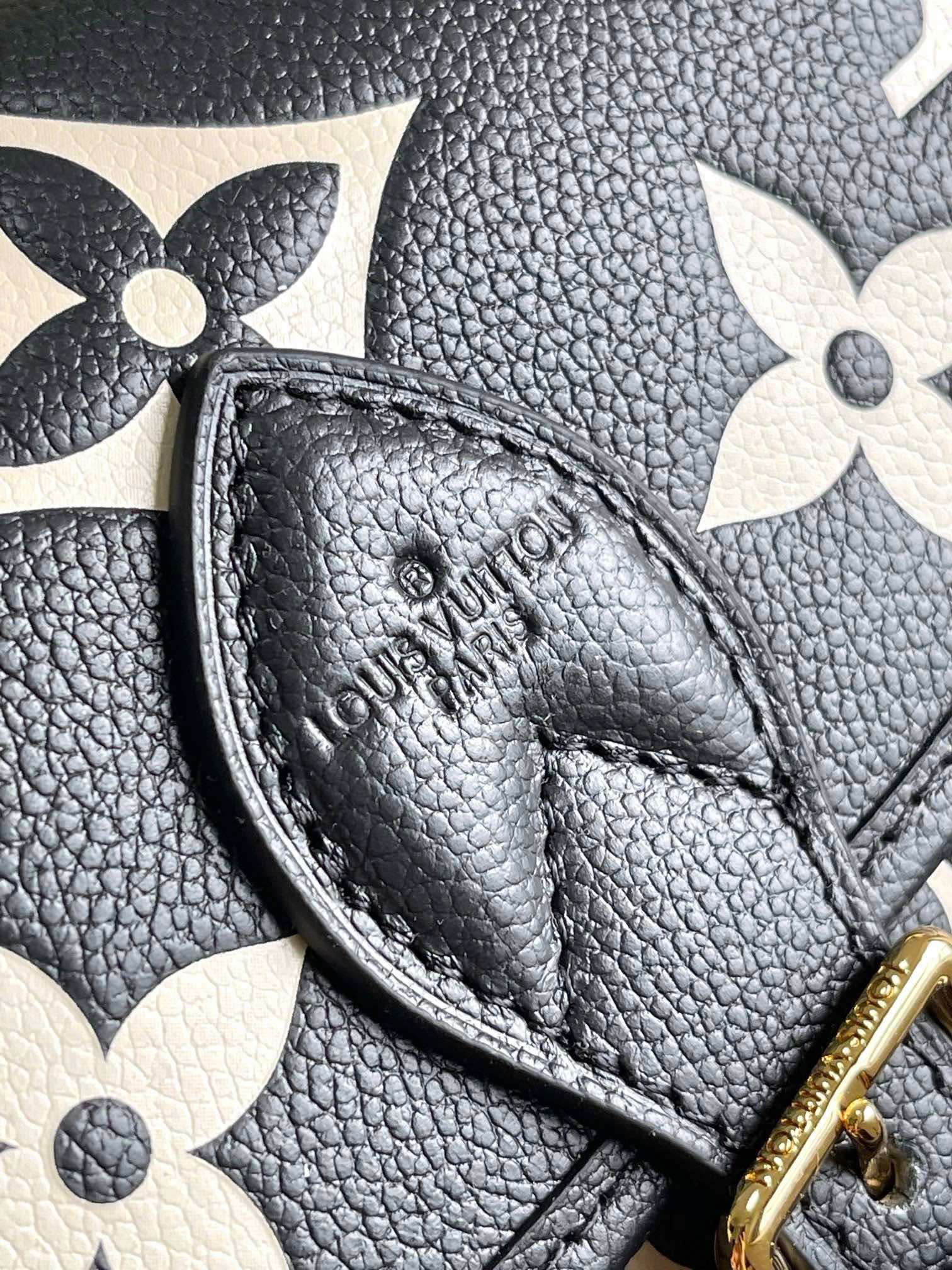 루이비통 EMPREINTE 여성 크로스백