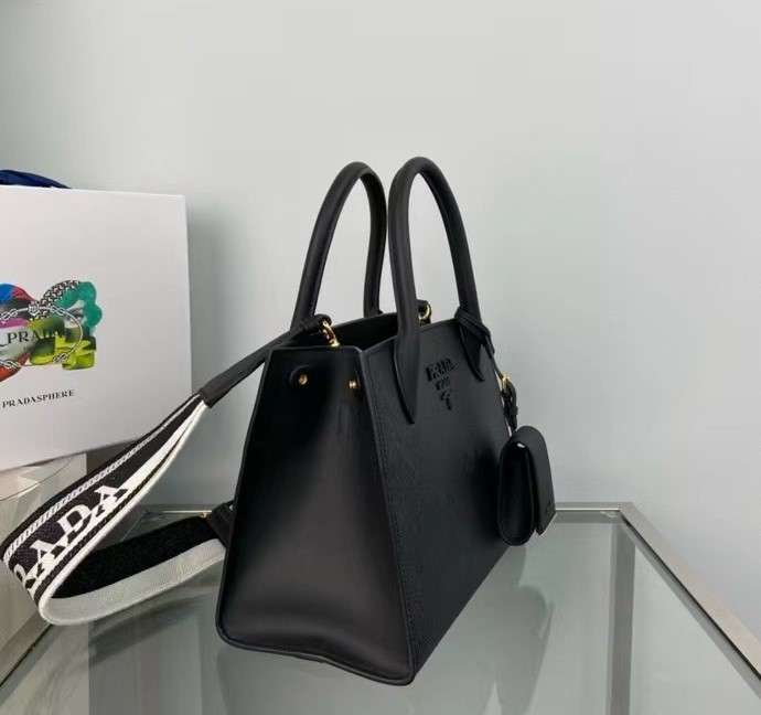 프라다 사피아노 탑핸들 여성 가방