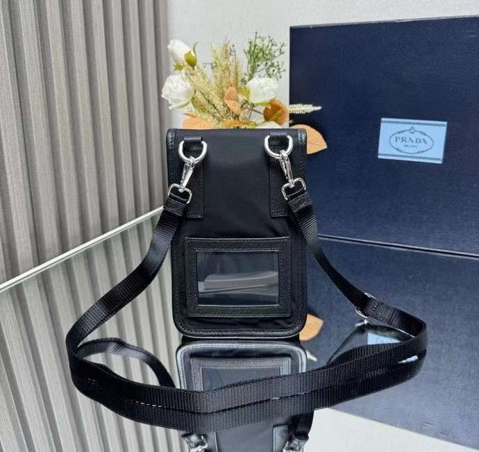 프라다 리나일론 스마트폰 케이스 미니백