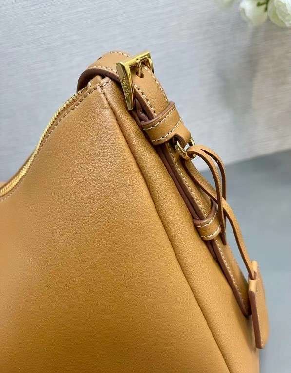 프라다 에메 라지 가죽 여성 숄더백