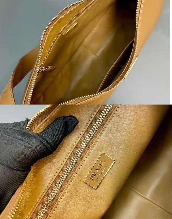 프라다 에메 라지 가죽 여성 숄더백