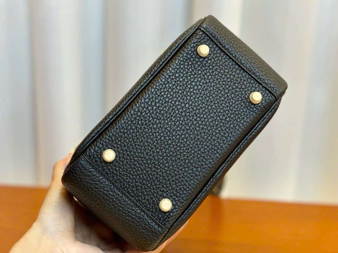 에르메스 MINI LINDY 19CM 블랙 여성 가방