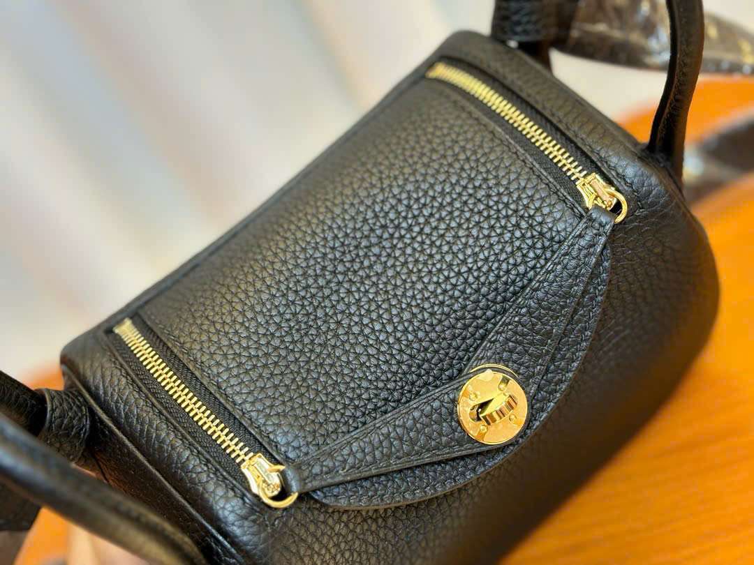 에르메스 MINI LINDY 19CM 블랙 여성 가방