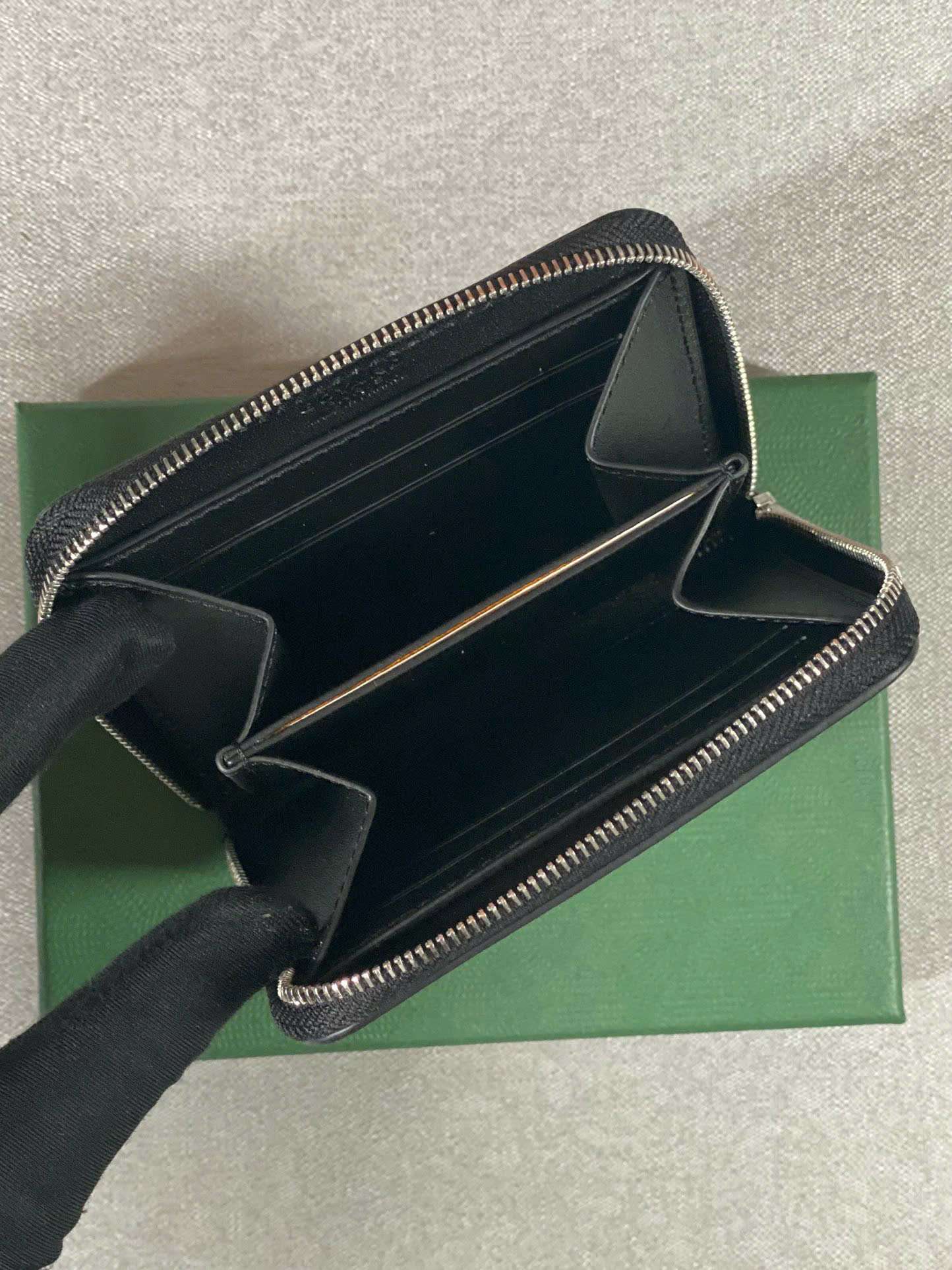 고야드 Matignon PM 여성 지갑