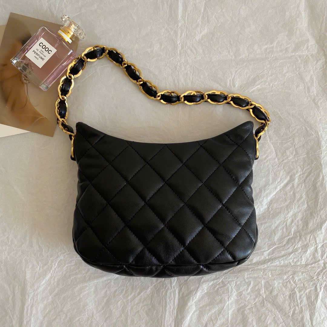 샤넬 22 HOBO 로고 여성 가방