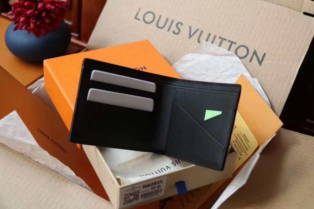 루이비통 Multiple 남성 반지갑