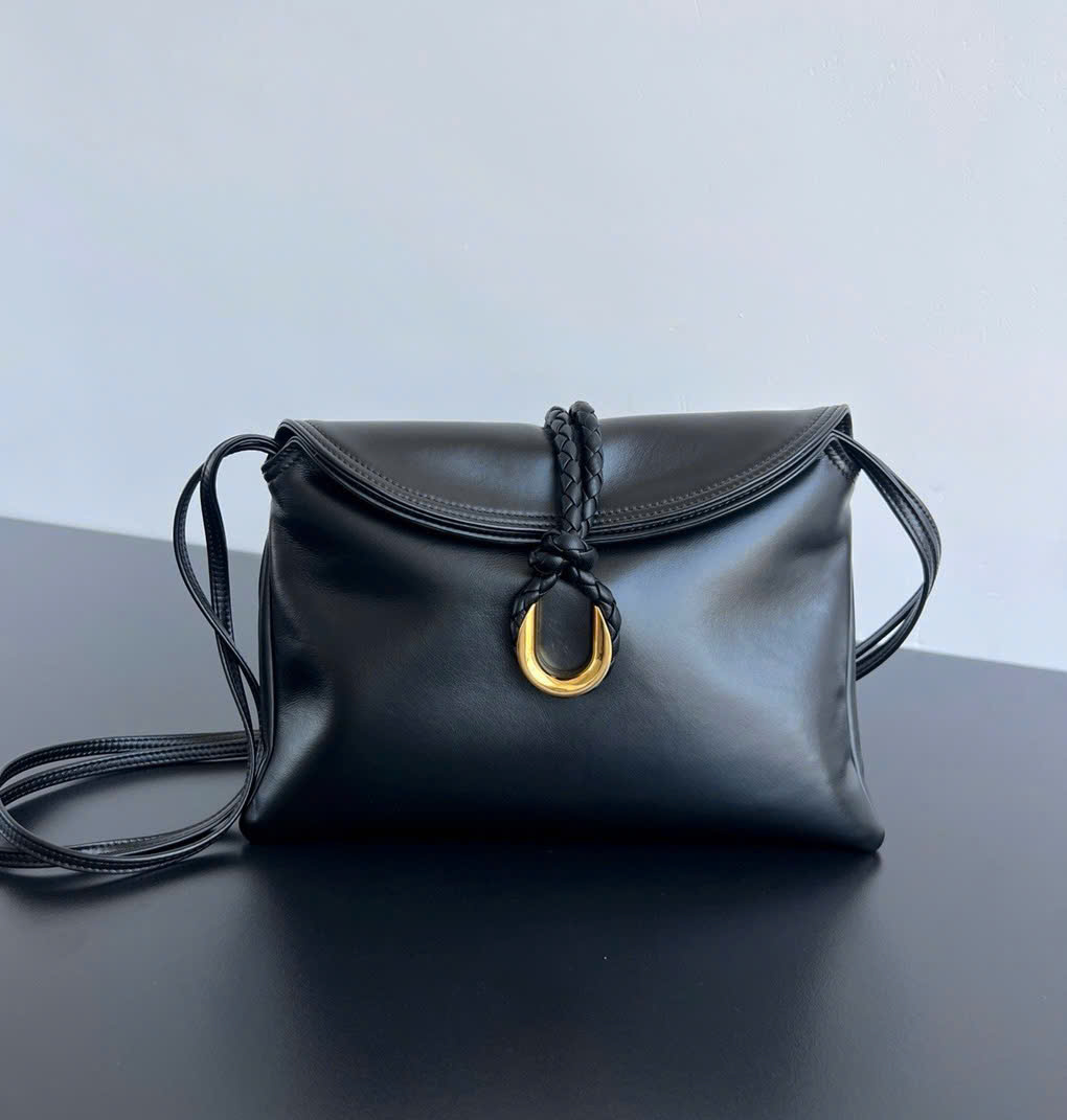 보테가 Medium Liberta 여성 크로스백