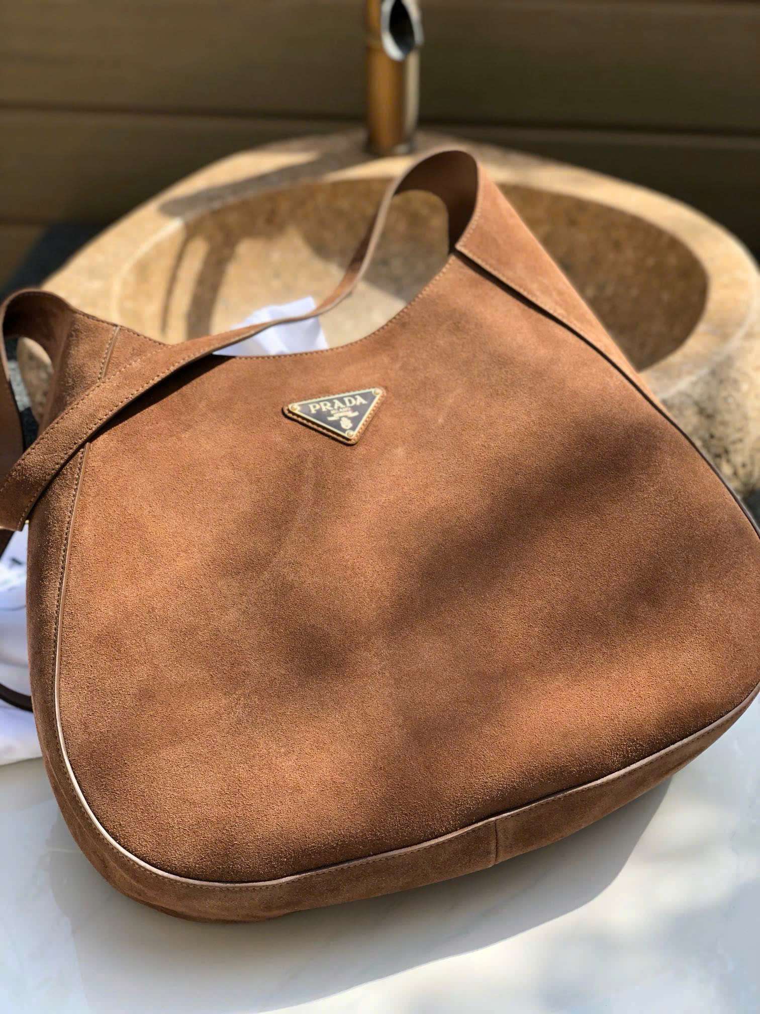 프라다 CLEO 여성 숄더백