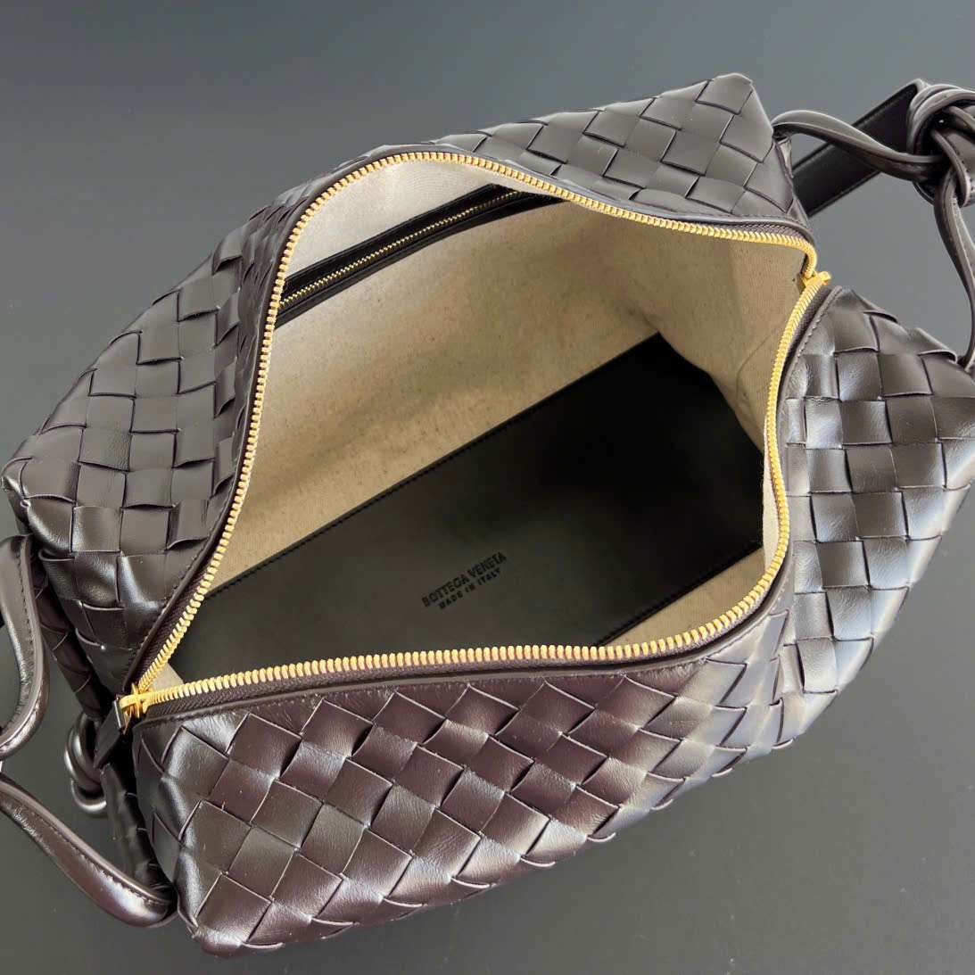 보테가 Large Loop 남여공용 가방