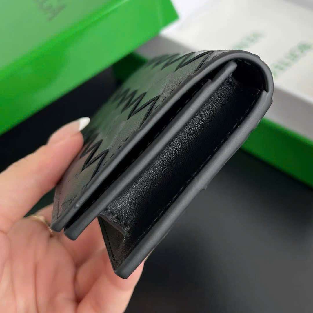 보테가 인트레치아토 명함 지갑