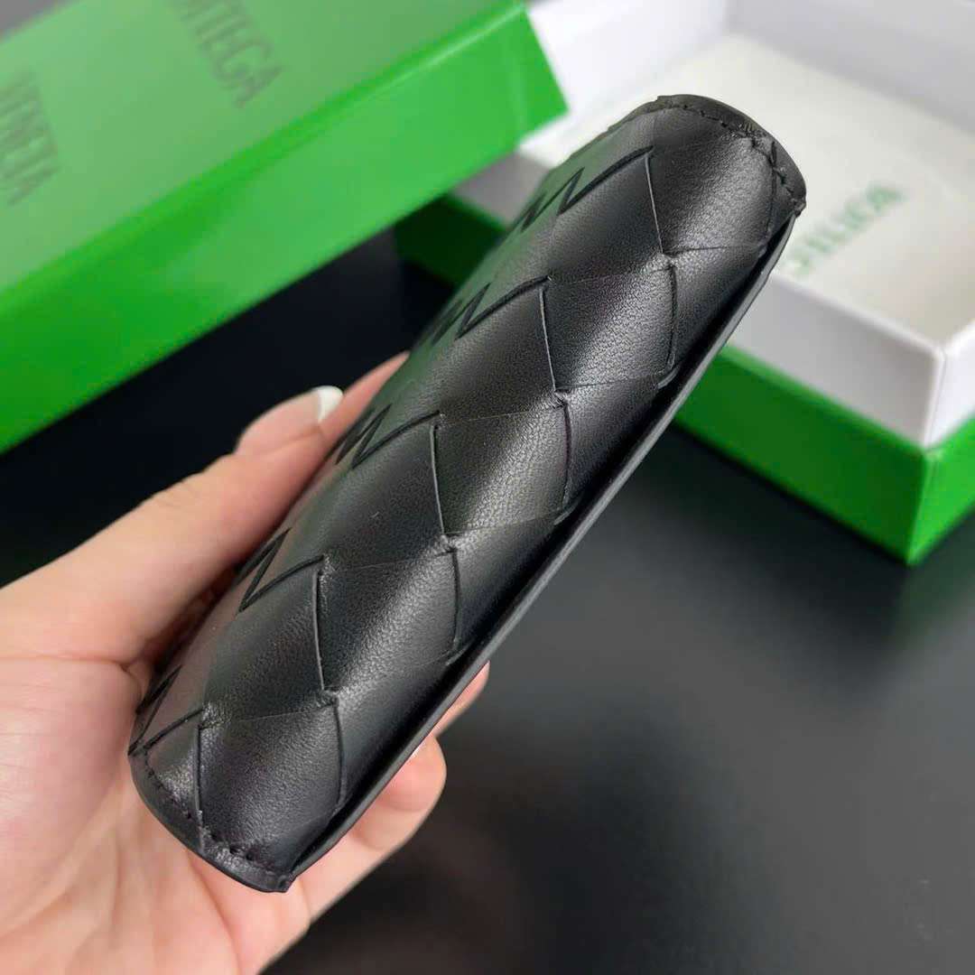 보테가 인트레치아토 명함 지갑