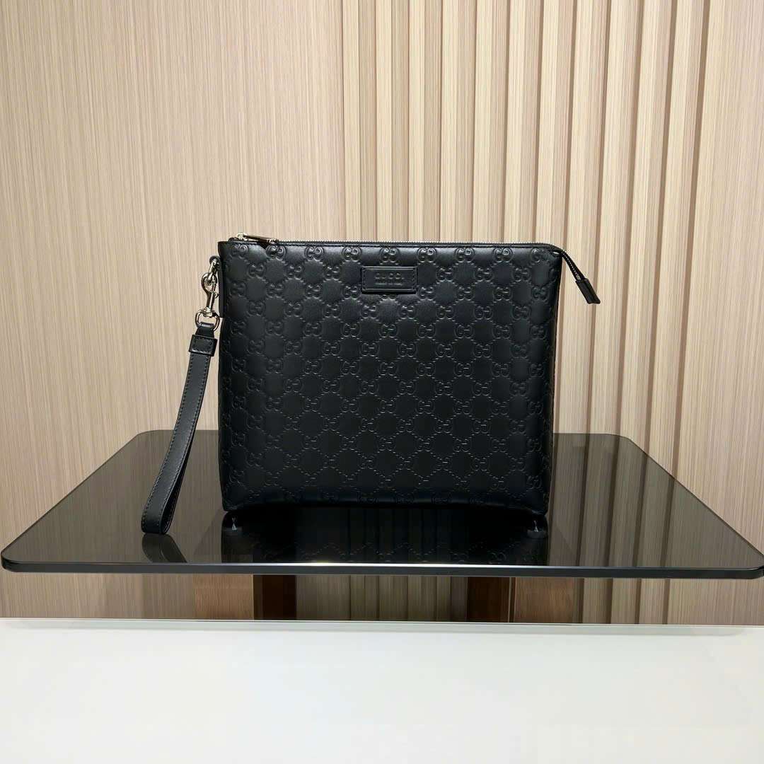 구찌 Signature 남성 클러치