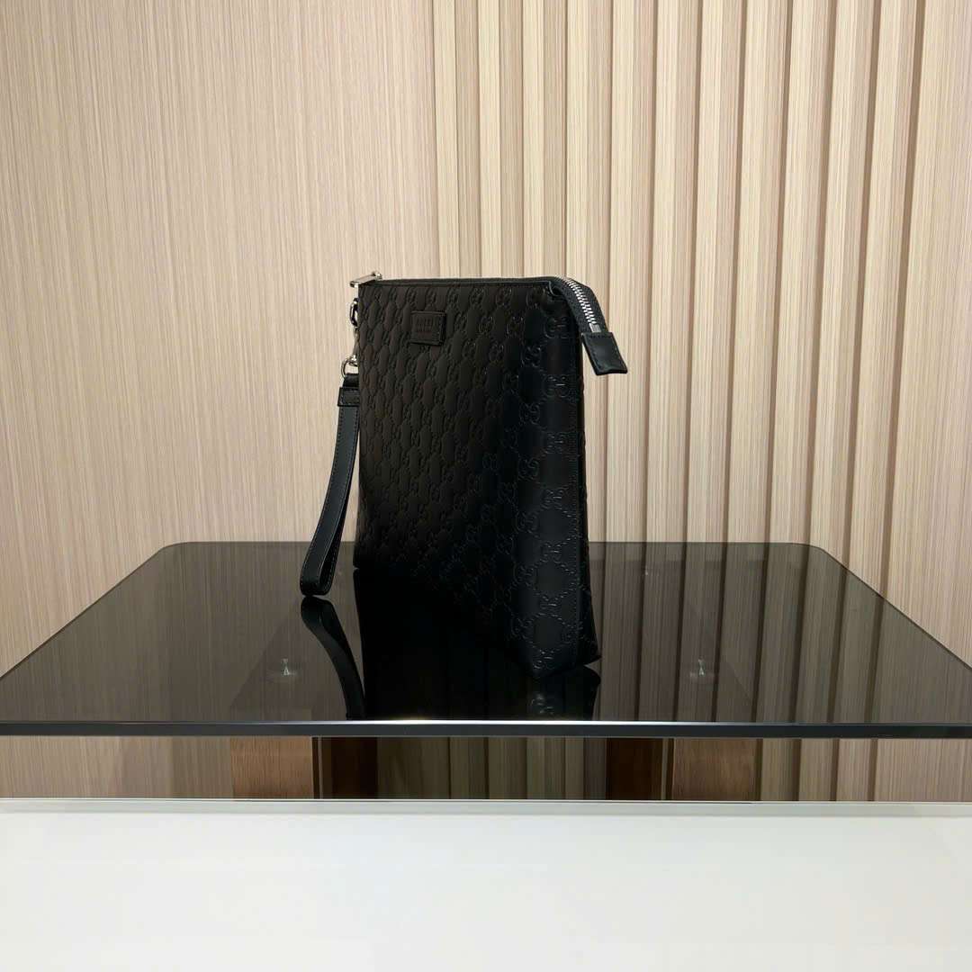 구찌 Signature 남성 클러치