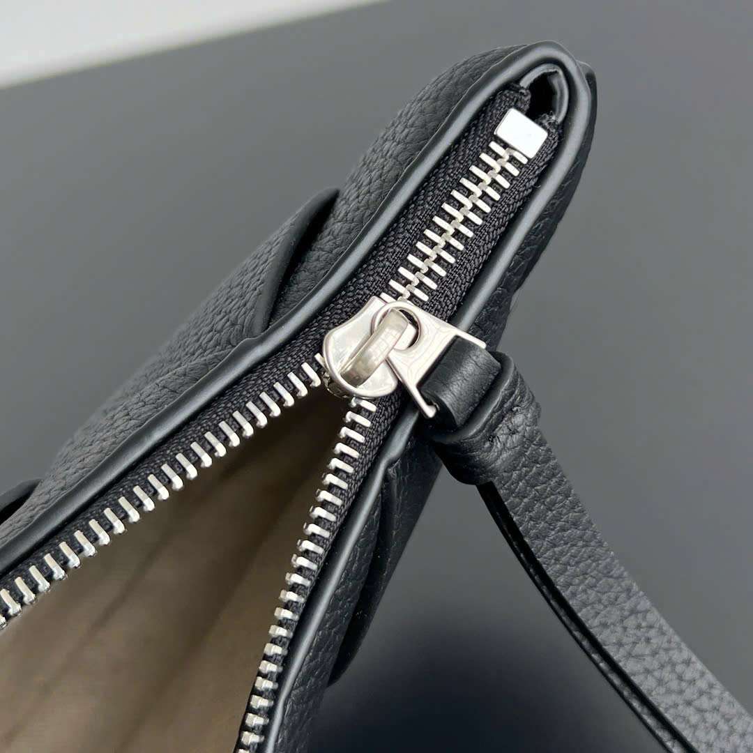 보테가 DIAGO 남성 클러치