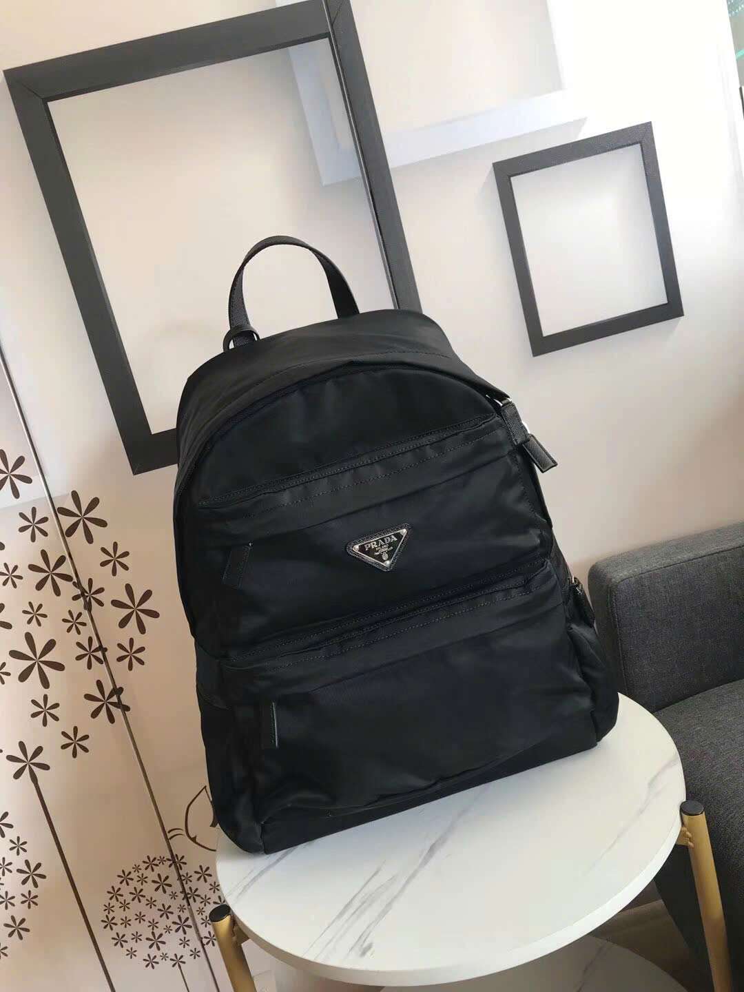 프라다 더블 포켓 나일론 남성 백팩