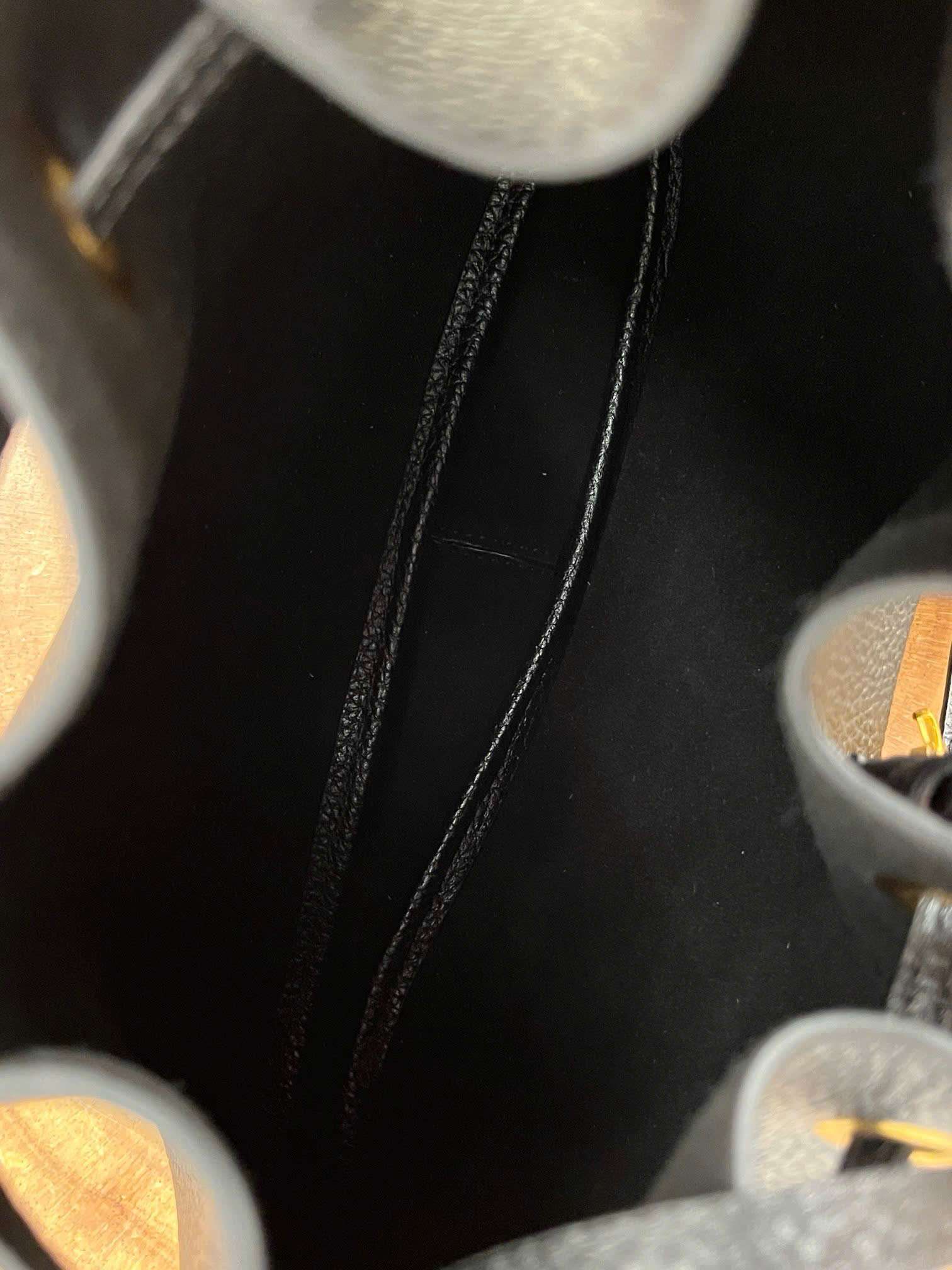 입생로랑 PARIS VII 스몰 여성 호보백