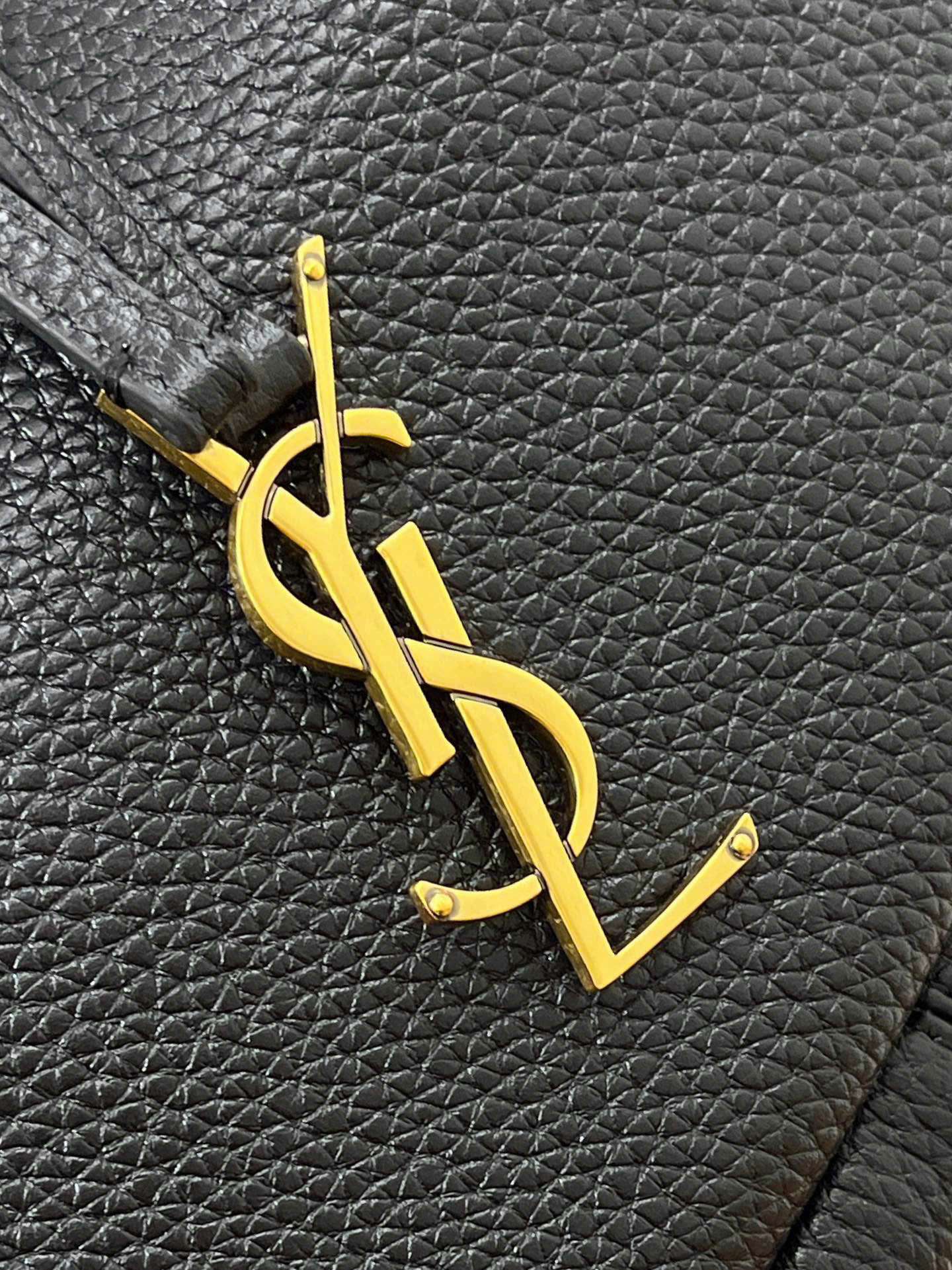 입생로랑 PARIS VII 스몰 여성 호보백