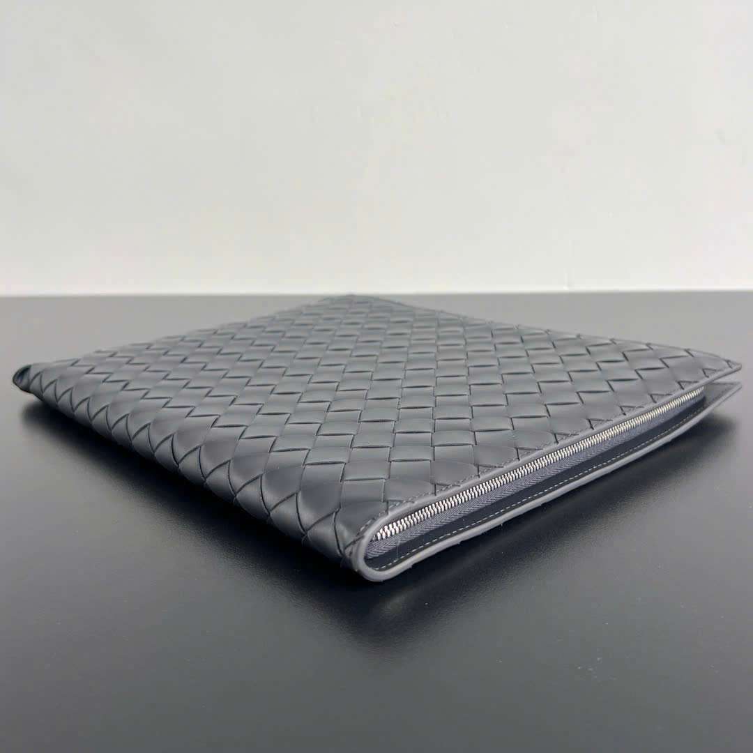 보테가 Intreccio 남성 클러치