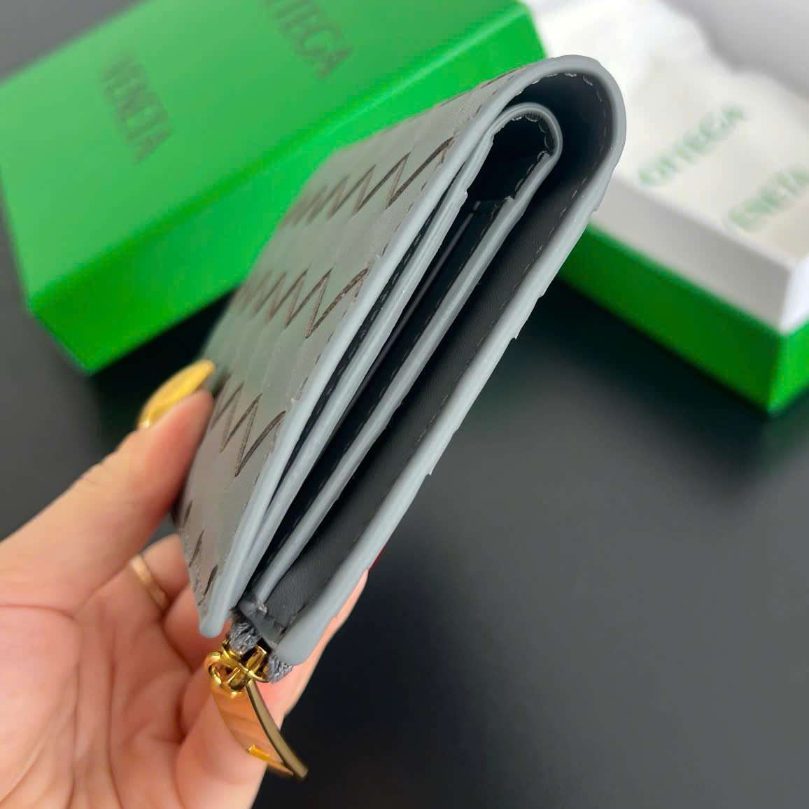 보테가 그레이 남성 카드 자갑