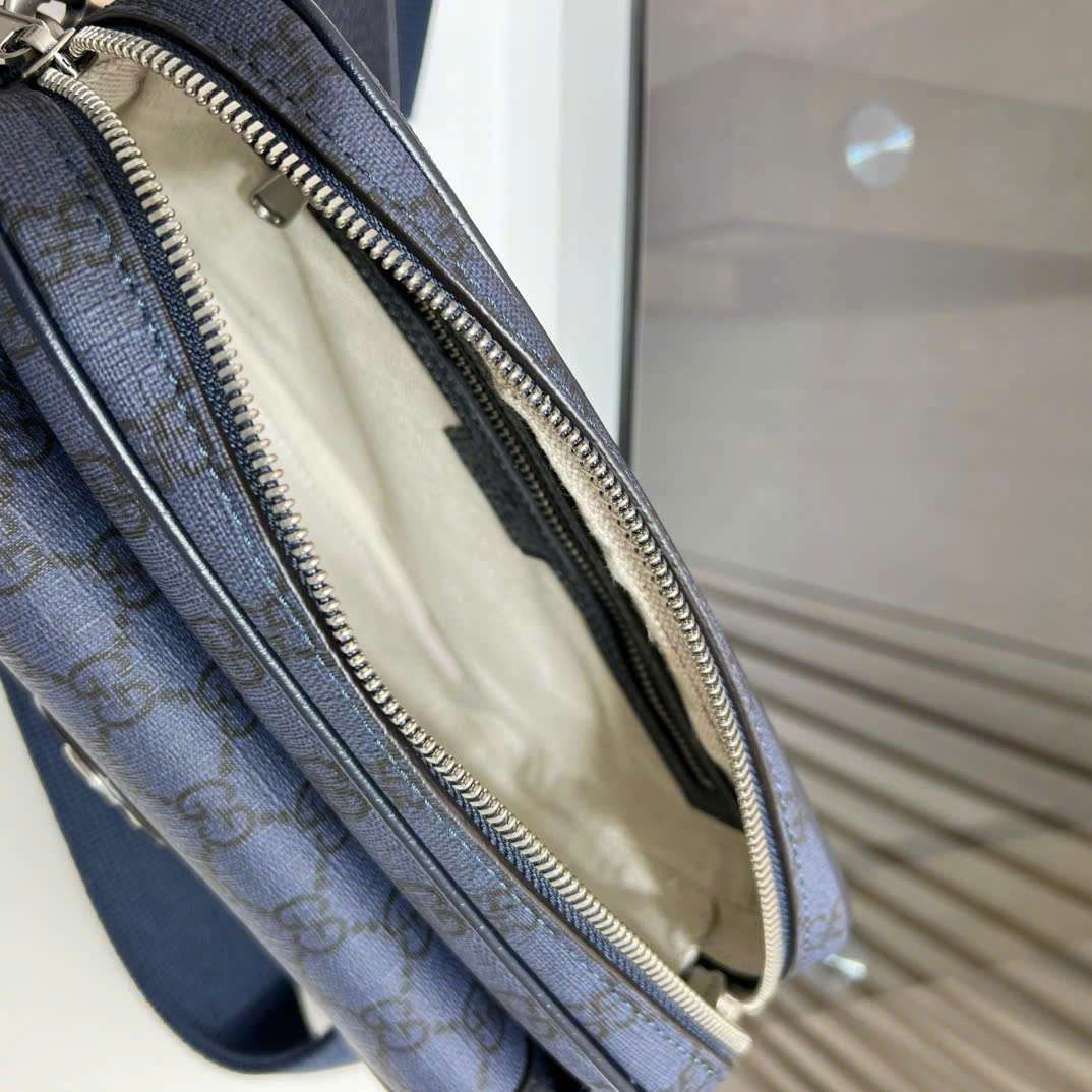 구찌 Supreme Tender 남성 크로스백