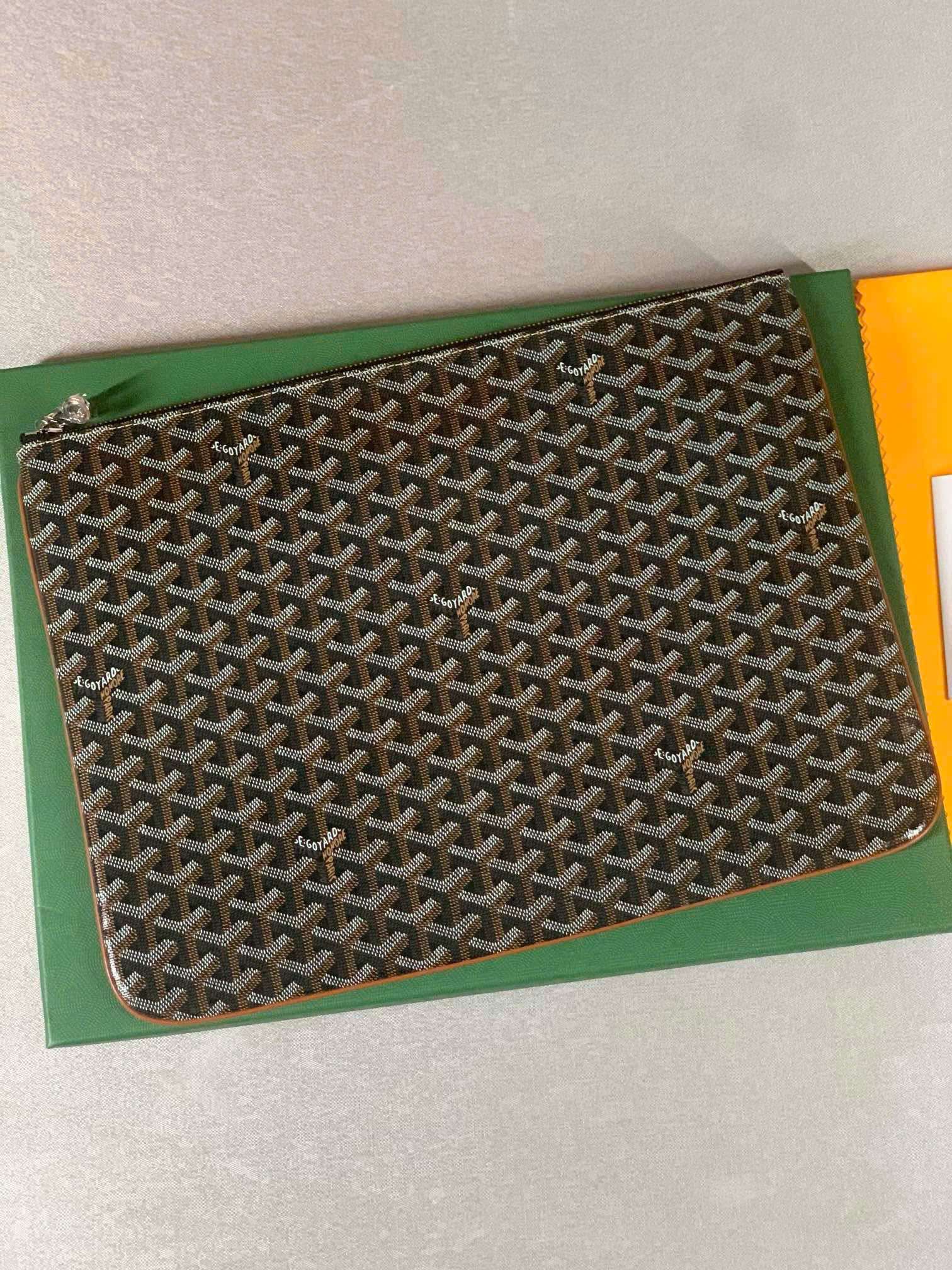 고야드 세나 남여공용 클러치