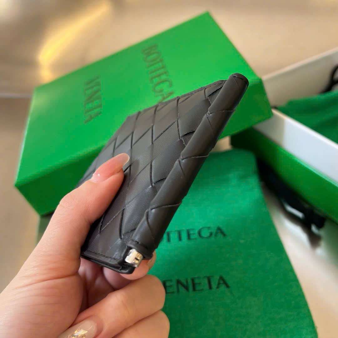 보테가 Intrecciato Bill Clip 남성 반지갑