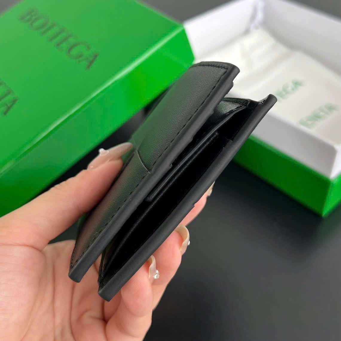 보테가 Cassette 남성 지갑