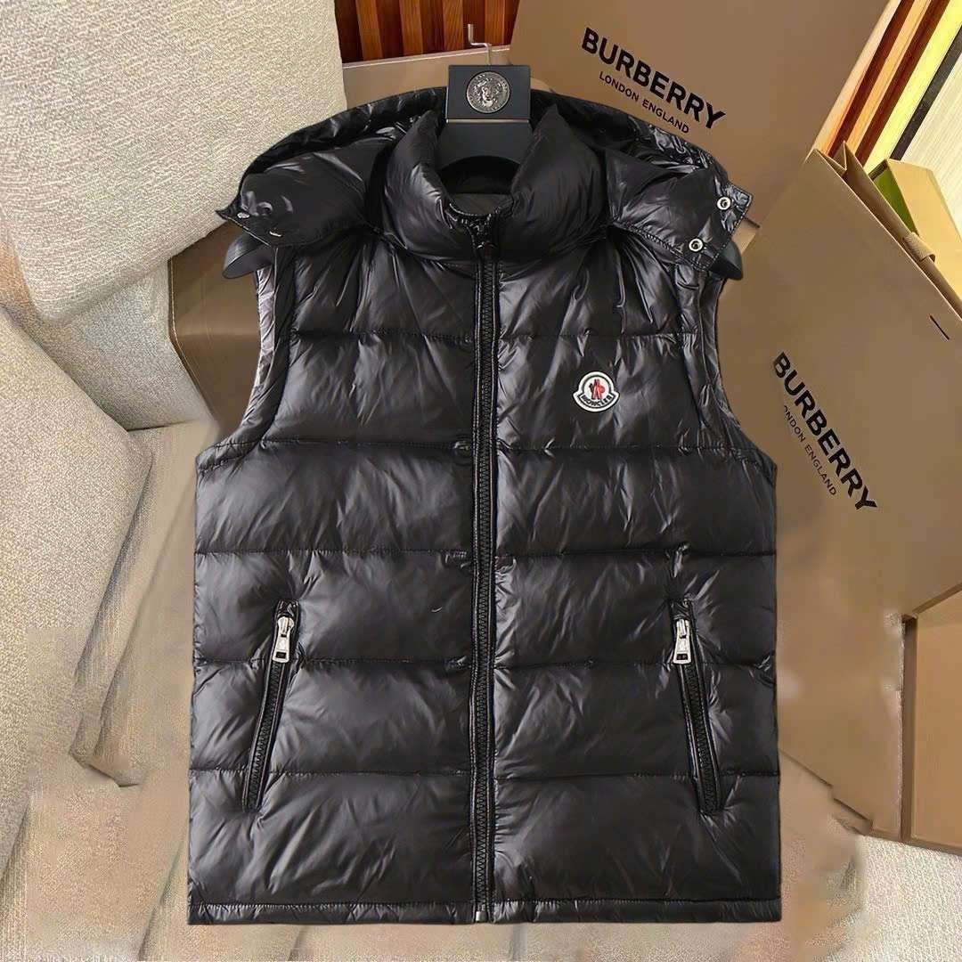 몽클레르 가슴 로고 남성 조끼