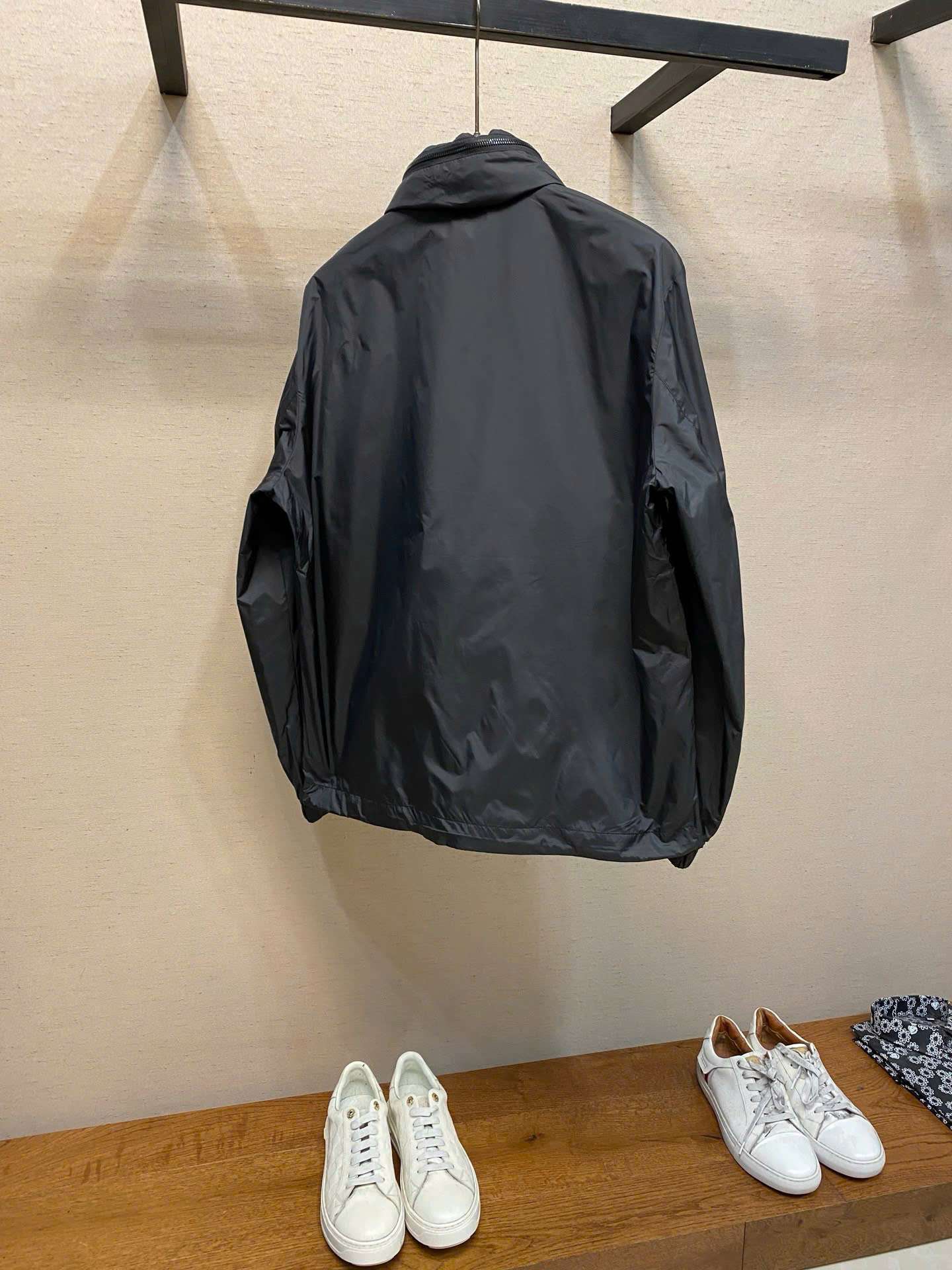 몽클레르 소매 포켓 로고 남성 바람막이