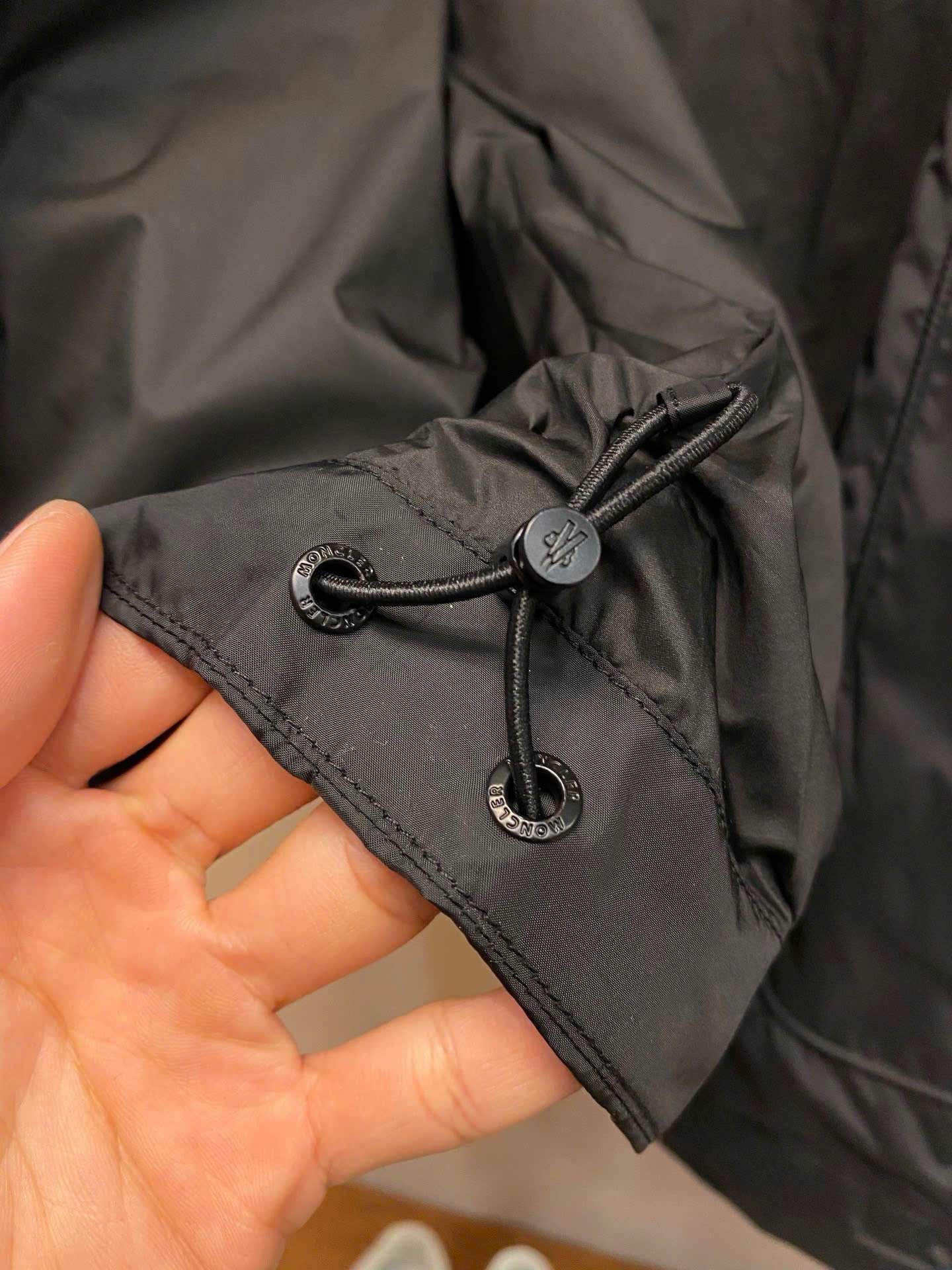 몽클레르 소매 포켓 로고 남성 바람막이