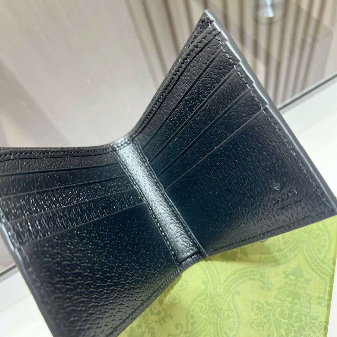 구찌 GG SUPREME 남성 반지갑