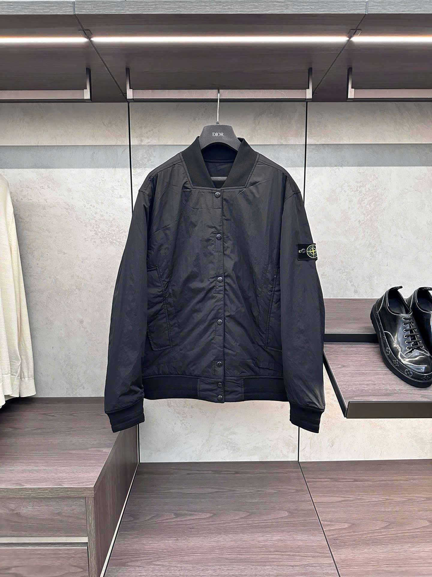 스톤아일랜드 자수 로고 남여공용 자켓