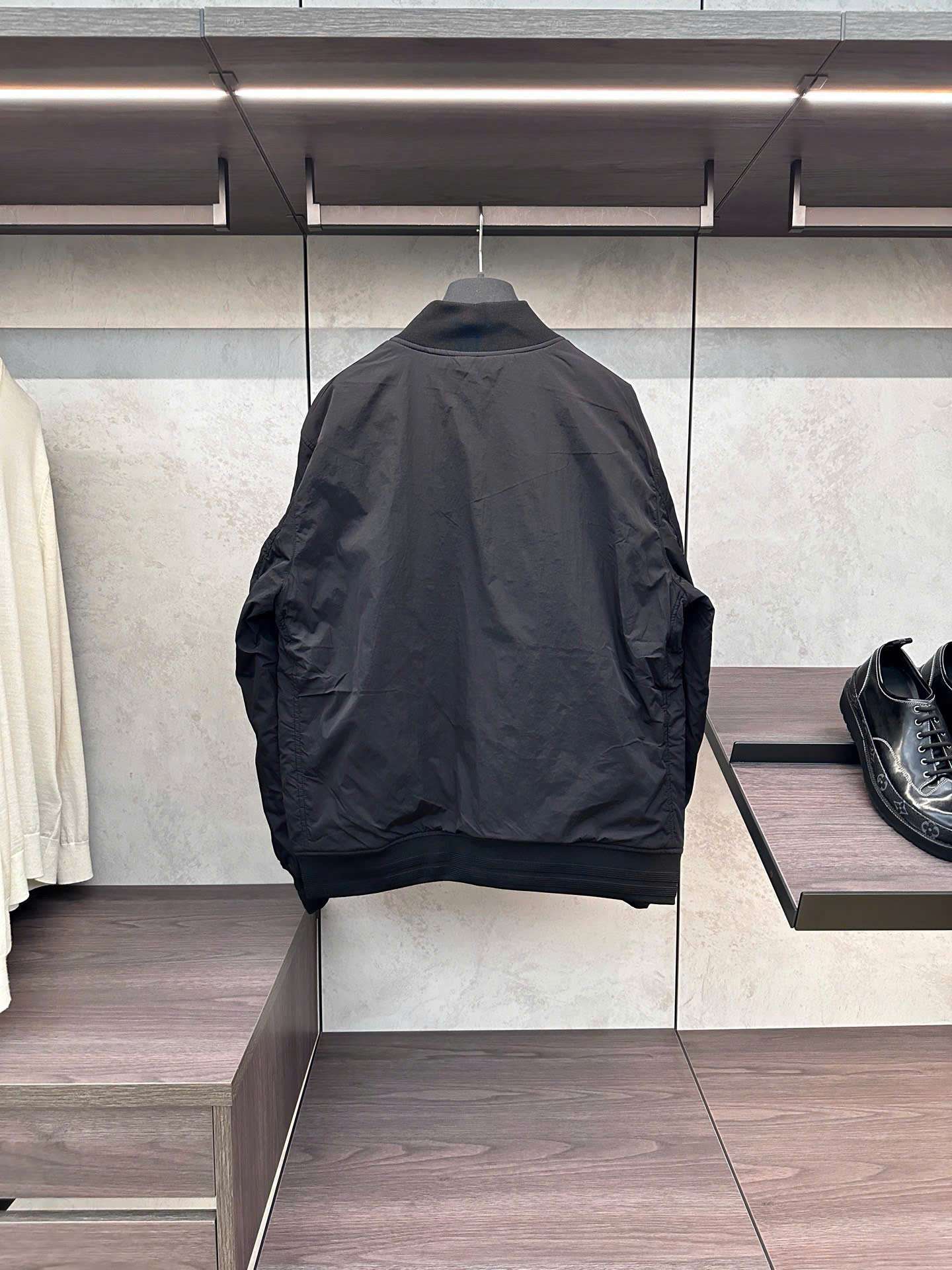 스톤아일랜드 자수 로고 남여공용 자켓