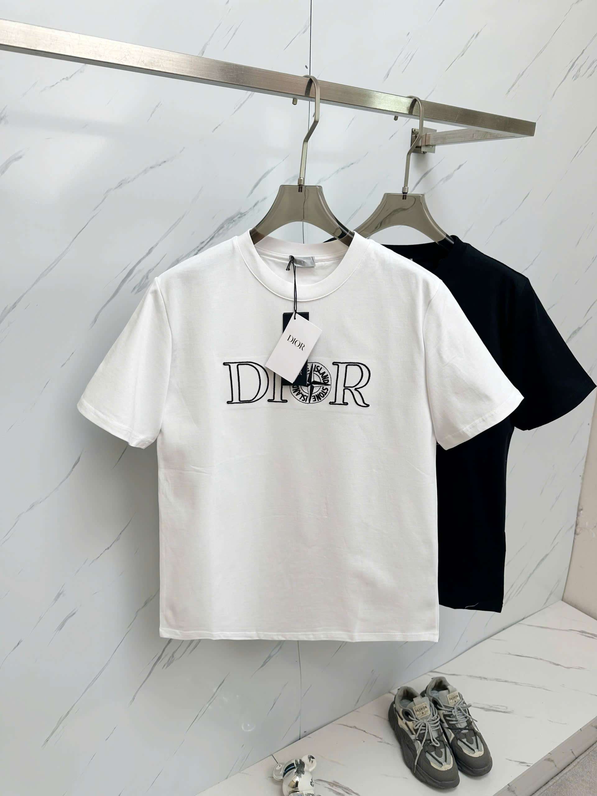 스톤아일랜드 x 디올 콜라보 자수 로고 남여공용 반팔티 (2컬러)