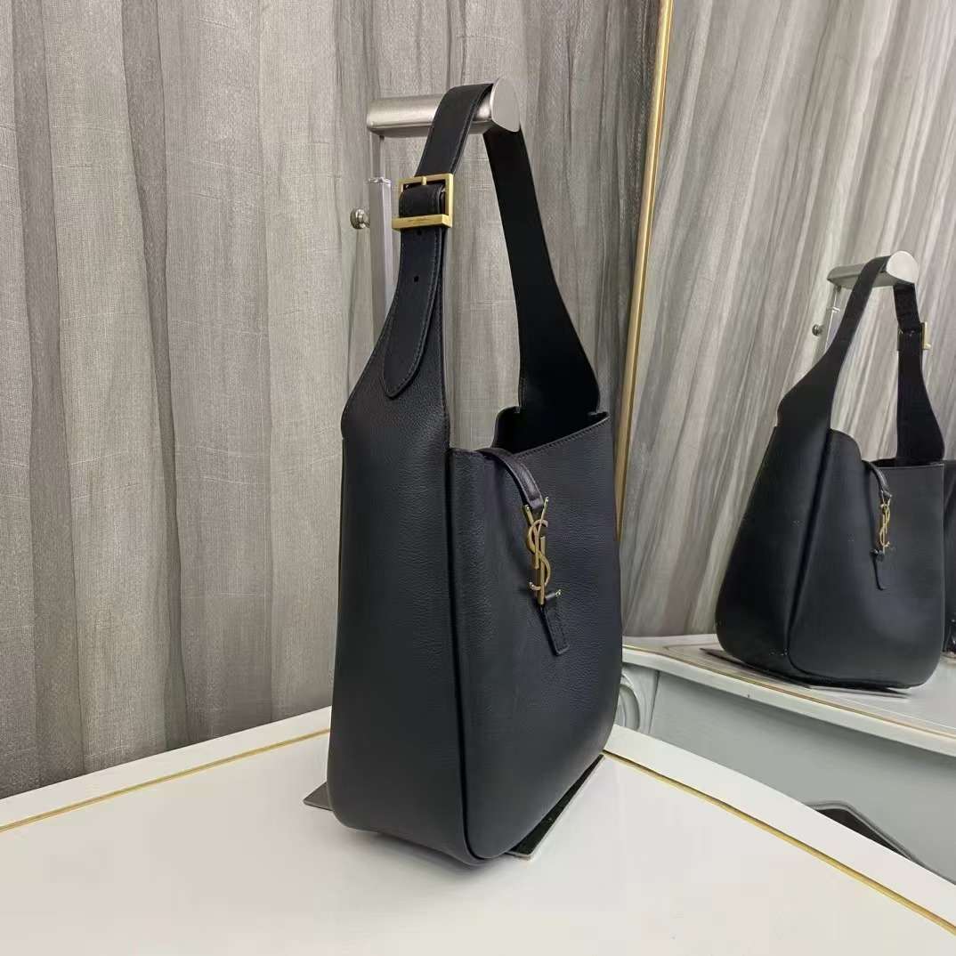 입생로랑 LE5A7 미니 스몰 여성 호보백