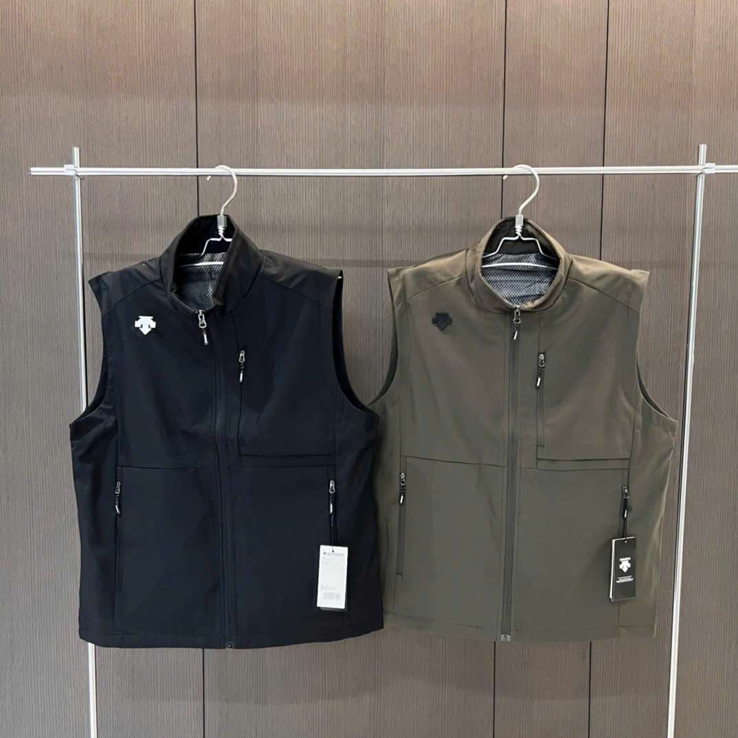 DESCENTE 어깨 로고 남성 골프 조끼