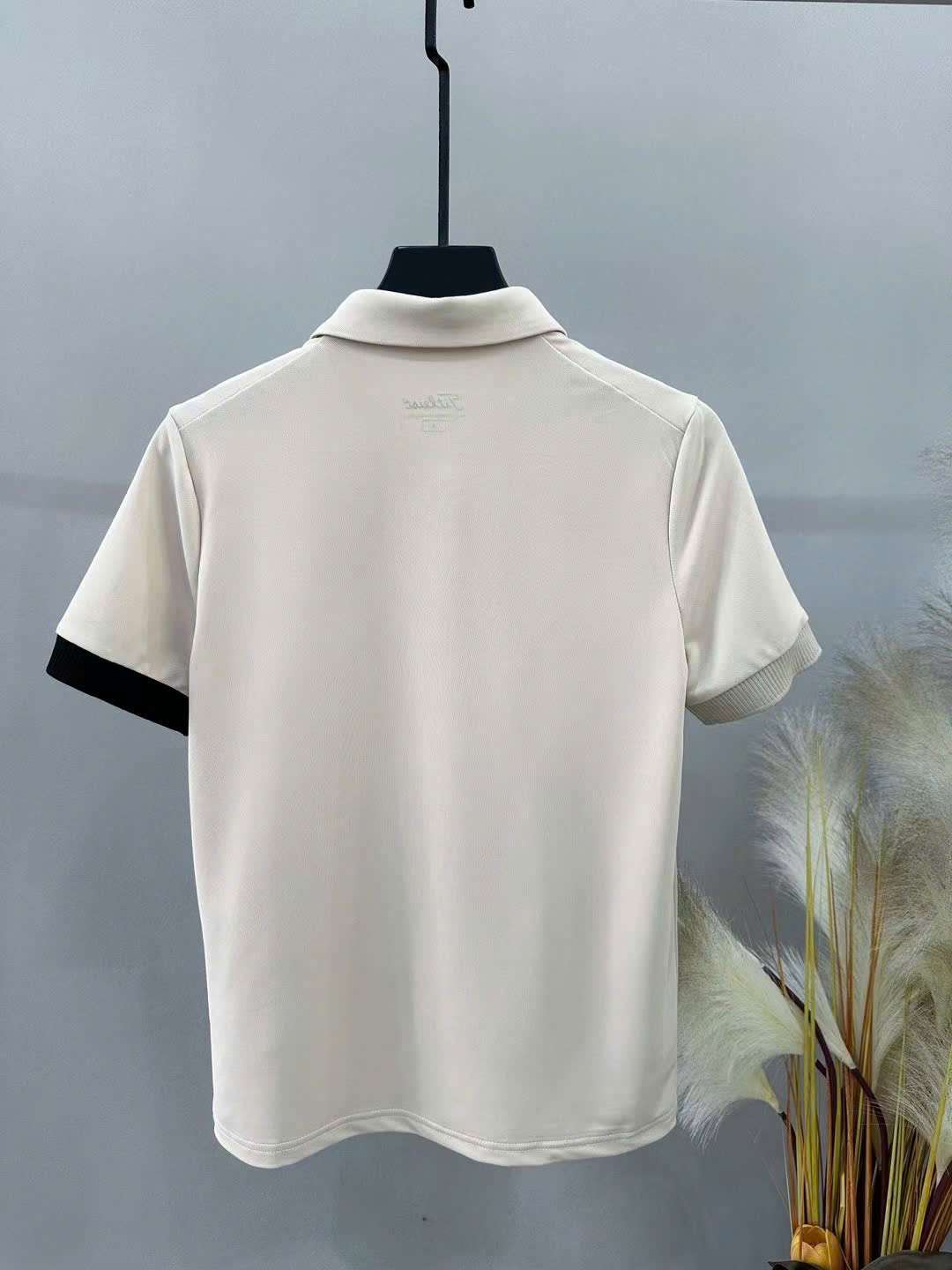 타이틀리스트 가슴 자수 로고 여성 골프 반팔티 (2컬러)