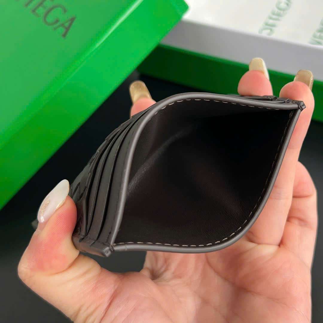 보테가 Intrecciato 카드 지갑