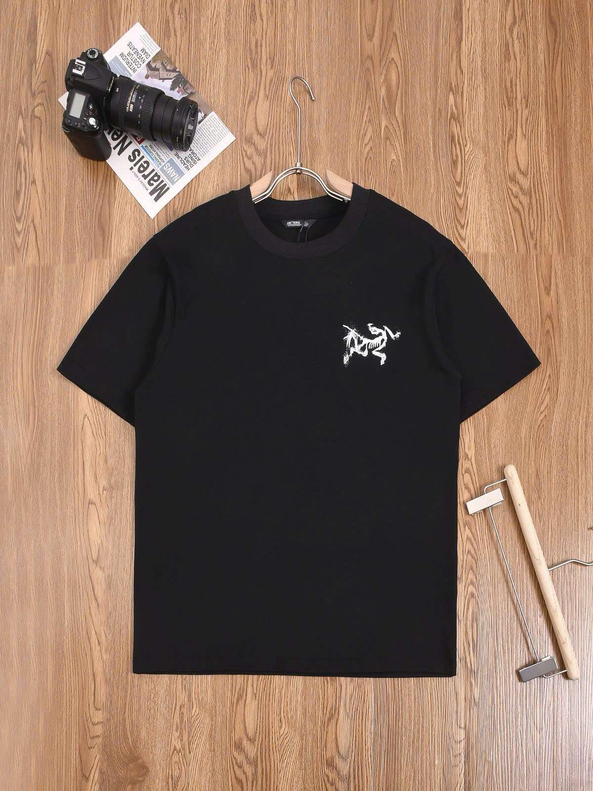 아크테릭스 앞뒤 로고 남여공용 반팔티 (2컬러)