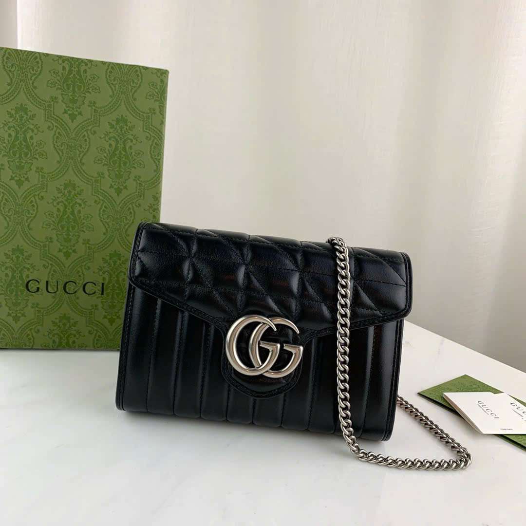 구찌 Marmont Matelassé 여성 미니백