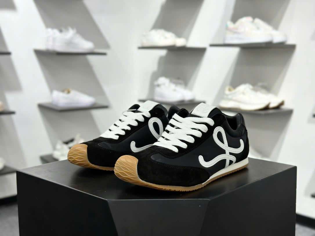 LOEWE BALLET RUNNER 2.0 남여공용 신발