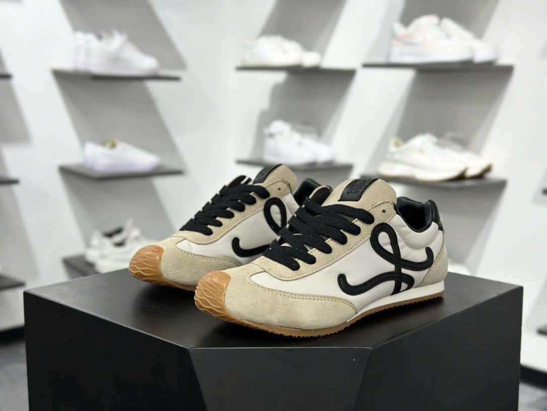 LOEWE BALLET RUNNER 2.0 남여공용 신발